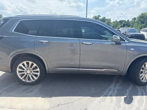 Used 2020 Cadillac XT6 Premium Luxury FWD image 4