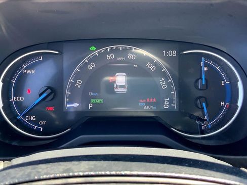 Used 2025 Toyota RAV4 LE AWD/4WD image 25
