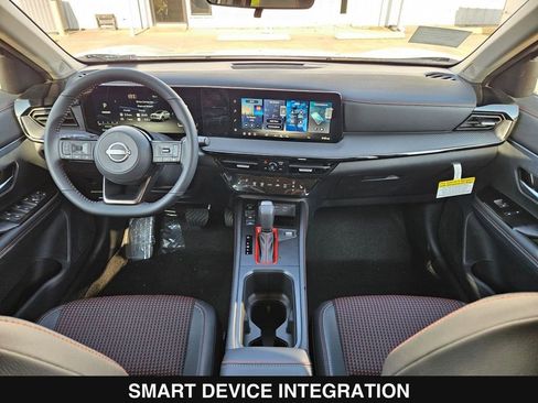 New 2026 Nissan Kicks SR AWD/4WD image 19