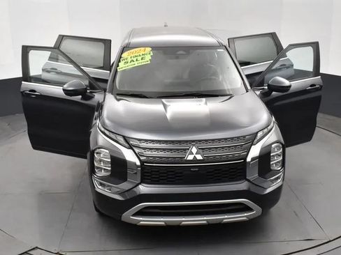 Used 2024 Mitsubishi Outlander FWD image 10