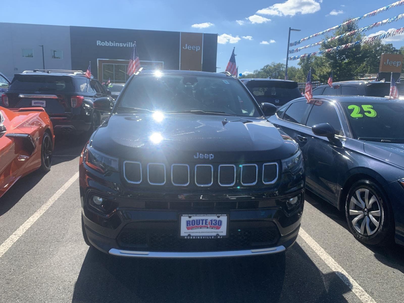 Used 2022 Jeep Compass Limited w/ Sun and Sound Group AWD/4WD image 2