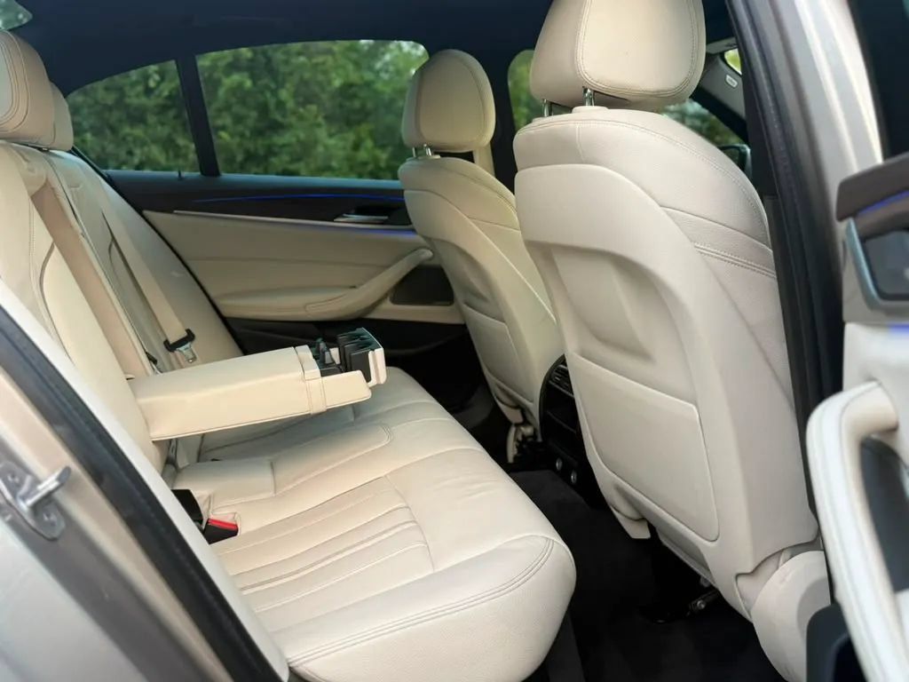 Used 2017 BMW 530i RWD image 23