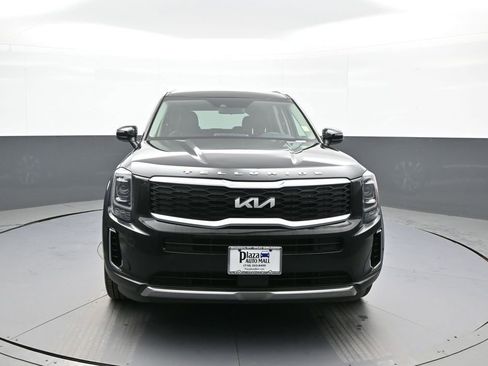 Certified 2022 Kia Telluride S image 2