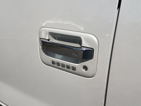 Used 2011 Ford F150 Platinum AWD/4WD image 45