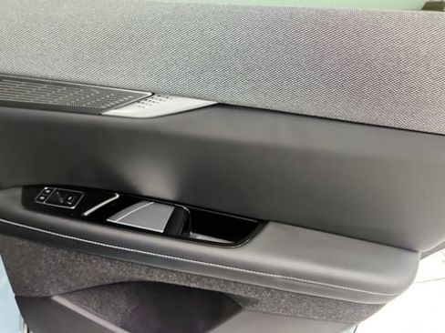 Used 2025 Cadillac Optiq Sport 1 AWD/4WD image 41