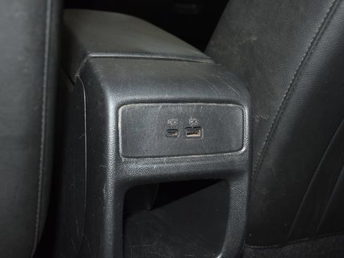 Used 2025 Chevrolet Trax LT w/ LT Convenience Package FWD image 24