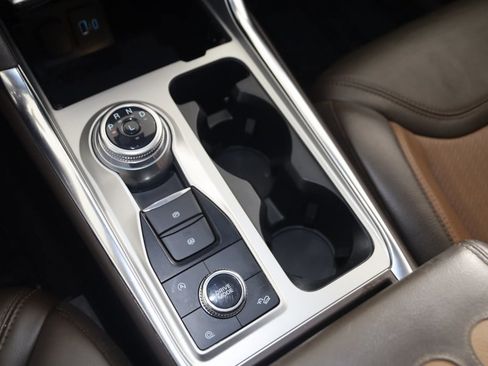 Used 2022 Ford Explorer King Ranch w/ Premium Technology Package image 30