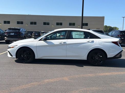 New 2026 Hyundai Elantra Sport FWD image 2