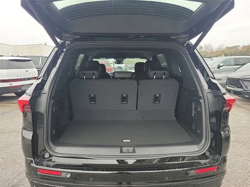 New 2025 Buick Enclave Sport Touring w/ Power Package image 4