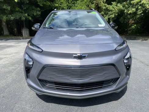 Used 2023 Chevrolet Bolt EUV LT w/ Driver Confidence Package FWD image 3