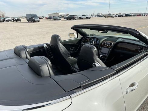 Used 2013 Bentley Continental GT image 23