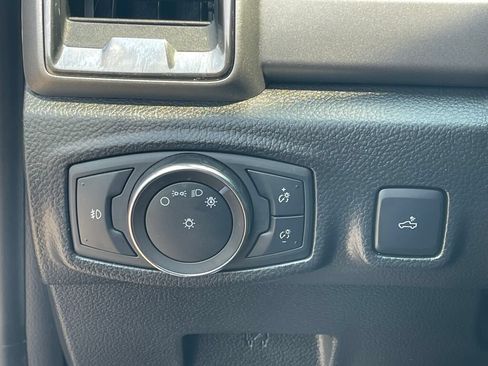 Used 2022 Ford Ranger XLT w/ Equipment Group 301A Mid AWD/4WD image 19