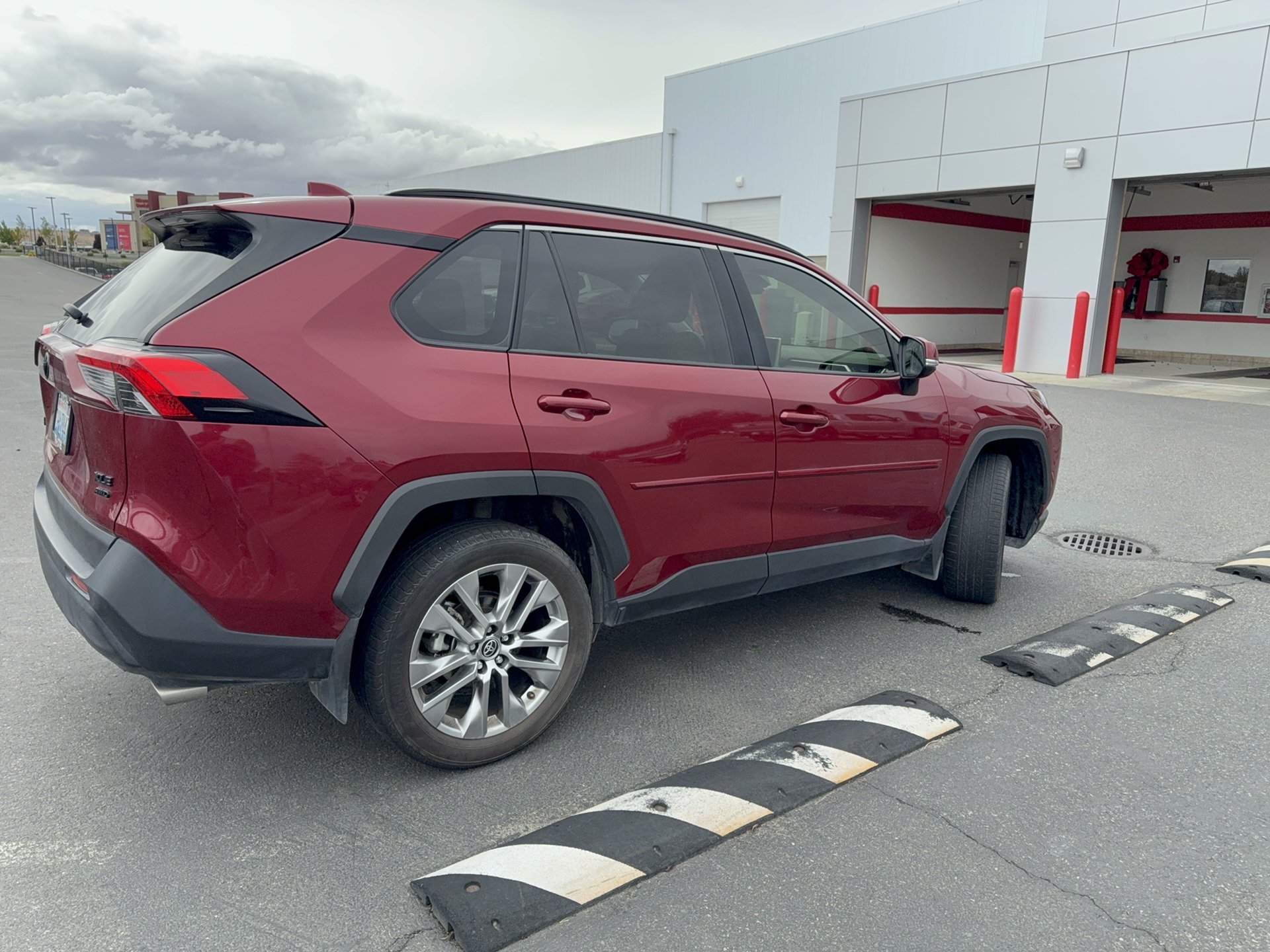 Certified 2023 Toyota RAV4 XLE Premium AWD/4WD image 43