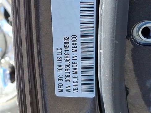 Used 2024 RAM 2500 Tradesman w/ Chrome Appearance Group image 27