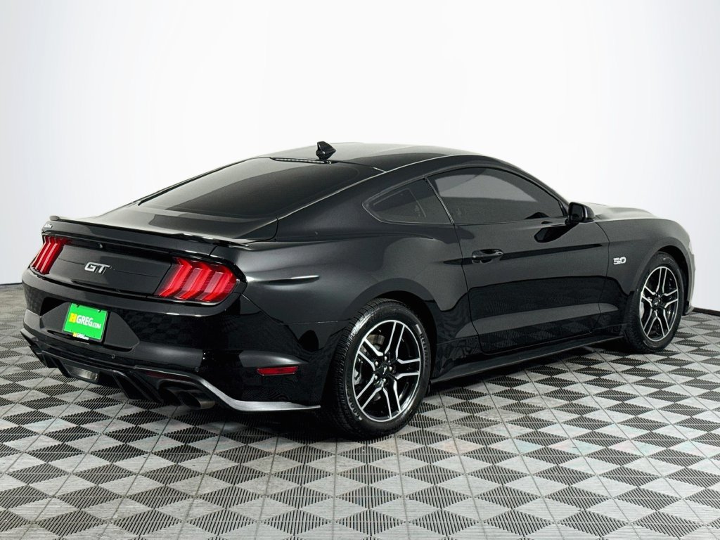 Used 2021 Ford Mustang GT RWD image 8