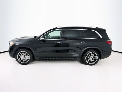 Used 2025 Mercedes-Benz GLS 450 4MATIC image 5
