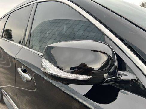 Used 2019 INFINITI QX60 Luxe w/ Essential Package image 12