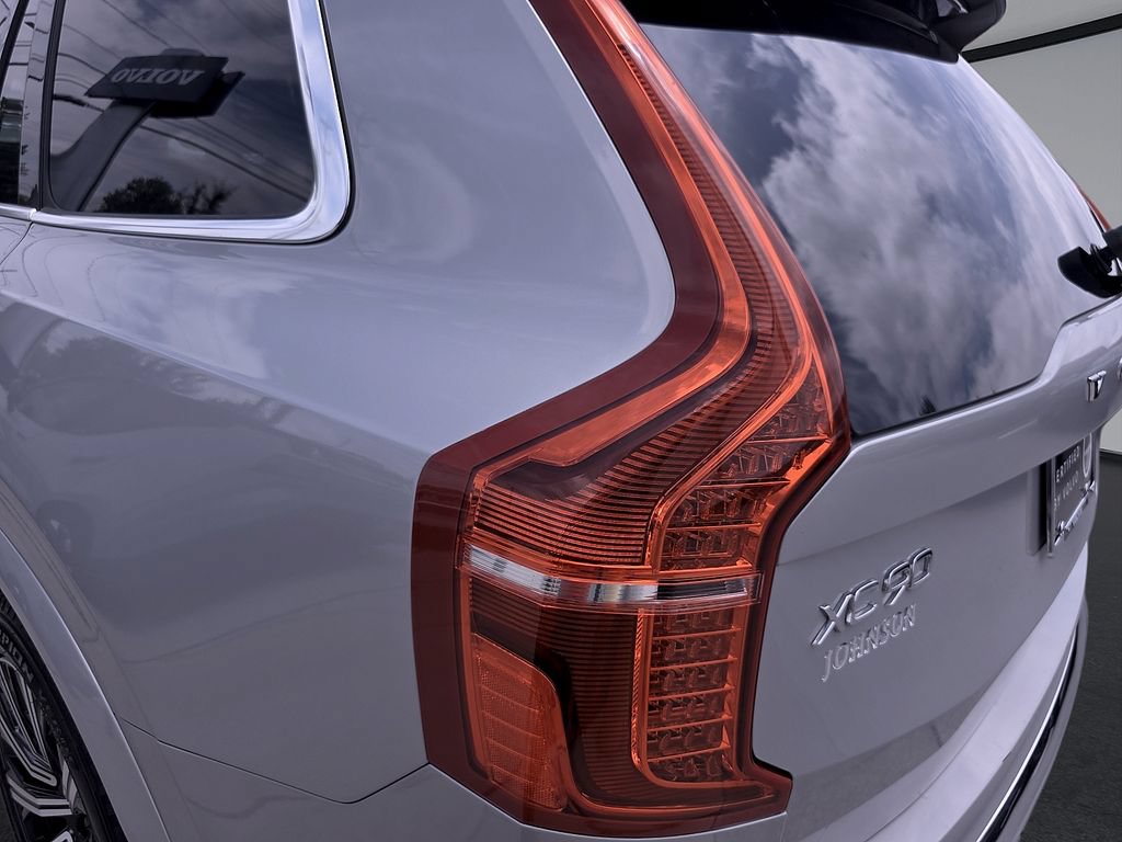 Used 2025 Volvo XC90 B5 Core AWD/4WD image 47