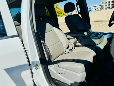 Used 2019 Chevrolet Silverado 2500 W/T w/ Snow Plow Prep Package image 32