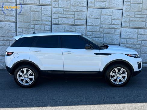 Used 2016 Land Rover Range Rover Evoque SE Premium image 8