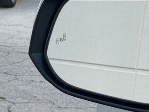 Used 2021 Toyota RAV4 Limited image 18