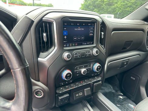 Used 2020 GMC Sierra 1500 AT4 w/ AT4 Premium Package AWD/4WD image 16