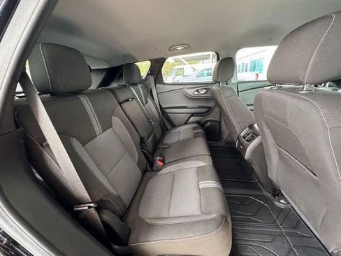 Used 2024 Chevrolet Blazer LT w/ Convenience Package image 24