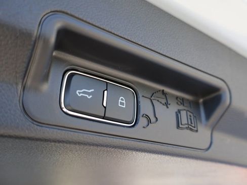 New 2026 Ford Explorer Active image 17