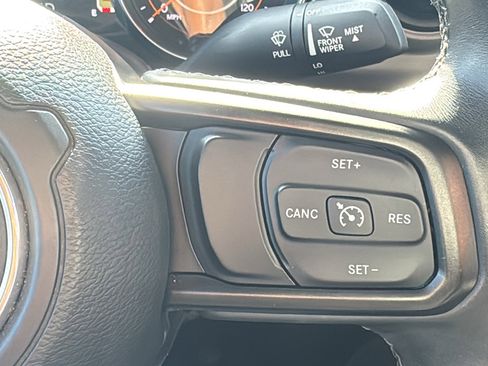 Used 2022 Jeep Wrangler Unlimited Sport image 22