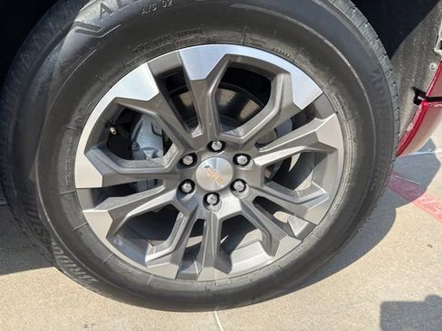 Used 2022 Chevrolet Silverado 1500 High Country RWD image 9