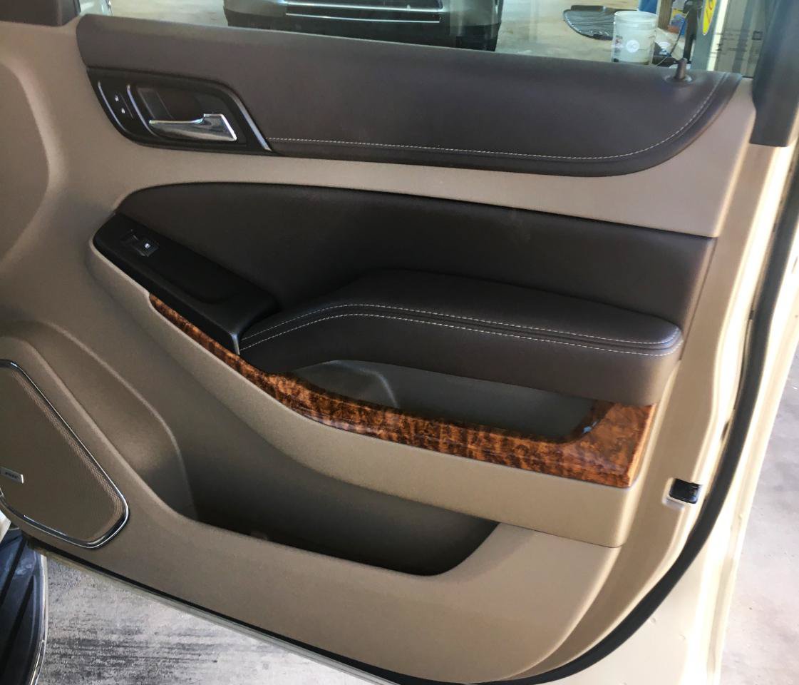 Used 2017 Chevrolet Suburban Premier w/ Max Trailering Package RWD image 14