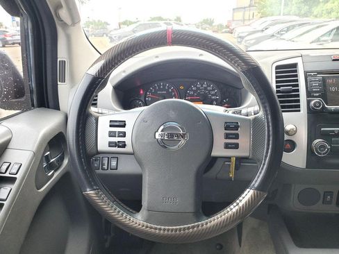 Used 2017 Nissan Frontier SV RWD image 10