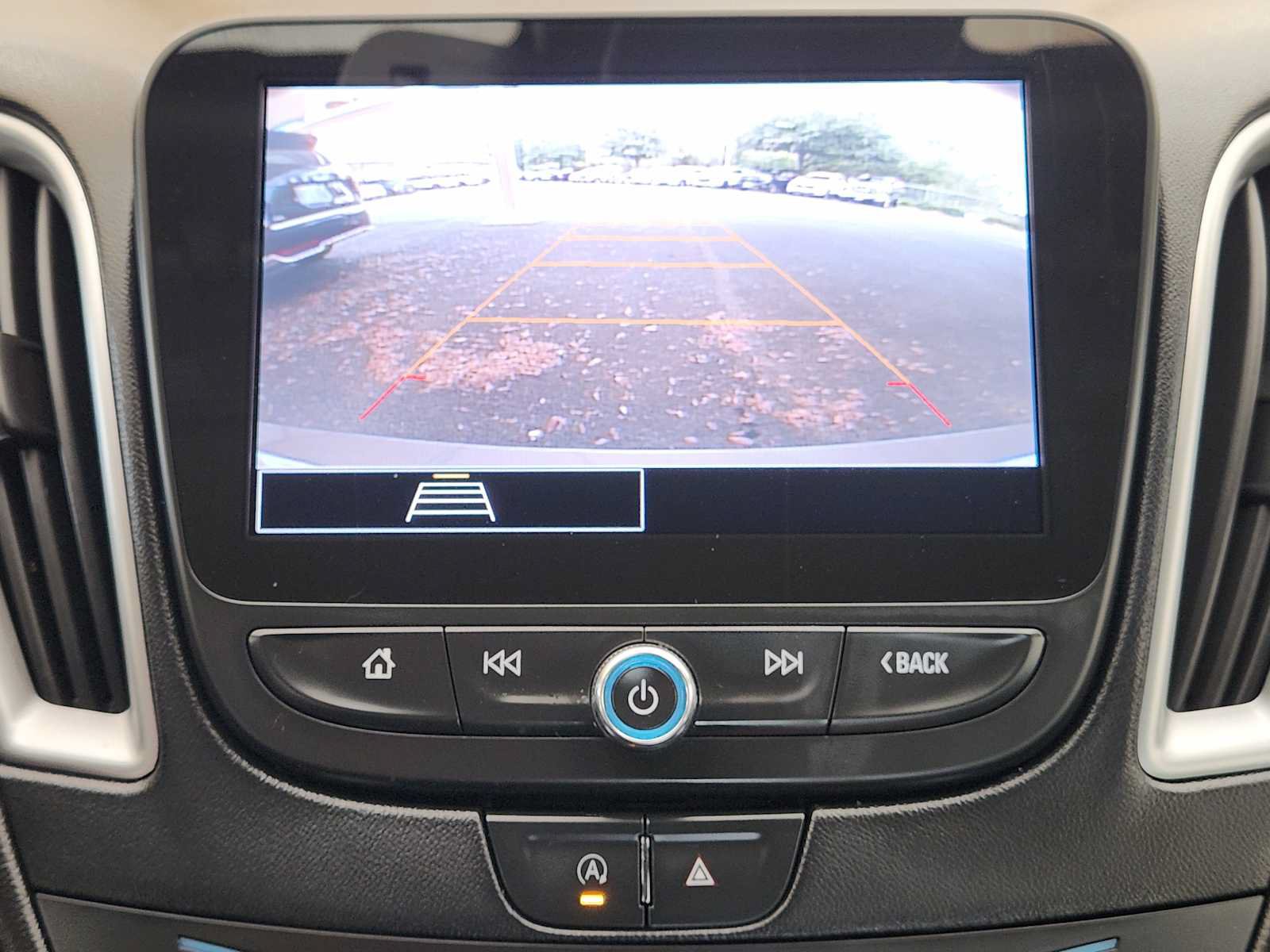 Certified 2022 Chevrolet Malibu LT w/ Leather Package FWD image 18
