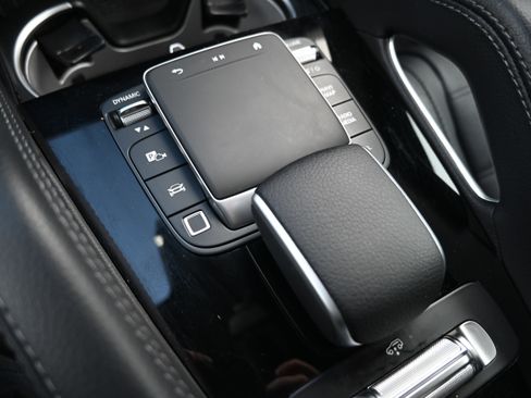 Used 2025 Mercedes-Benz GLS 580 GLS 580 image 22