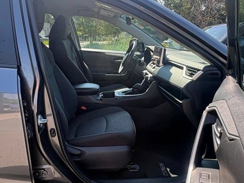 Used 2024 Toyota RAV4 XLE w/ Weather Package AWD/4WD image 18
