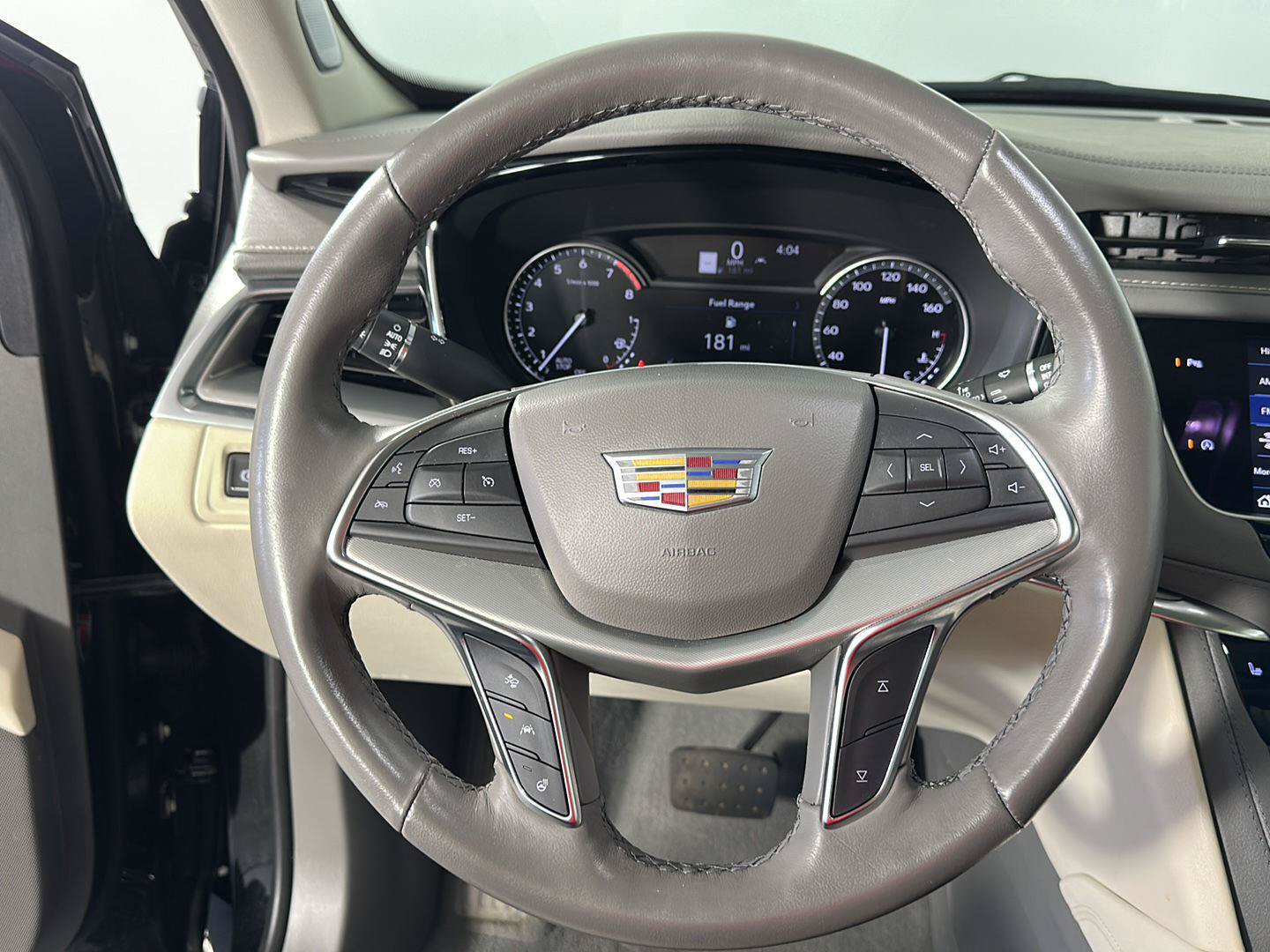 Used 2024 Cadillac XT5 Premium Luxury AWD/4WD image 11