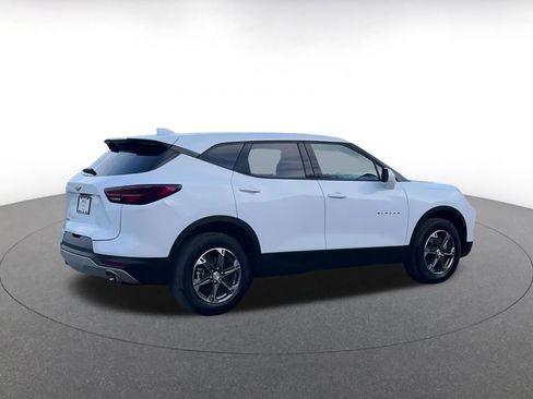 Used 2025 Chevrolet Blazer LT image 15
