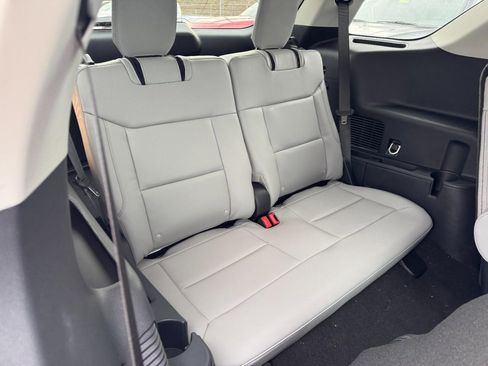 New 2026 Ford Explorer Active w/ Active Comfort Package image 6