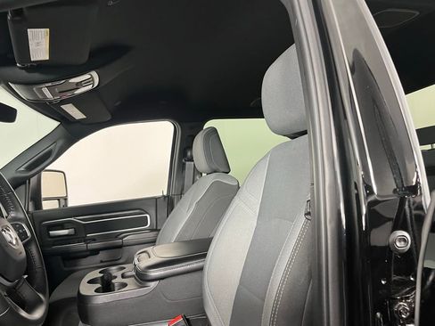 Used 2024 RAM 2500 Big Horn w/ Bed Utility Group image 24