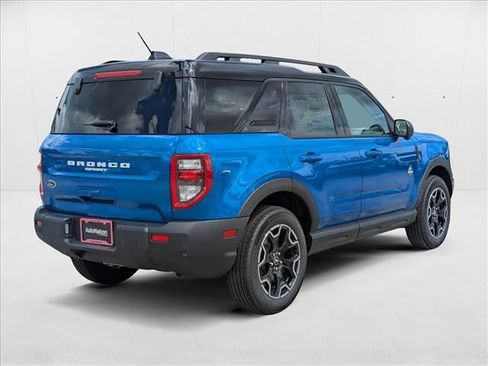 New 2025 Ford Bronco Sport Outer Banks w/ Outer Banks Tech Package+ image 2