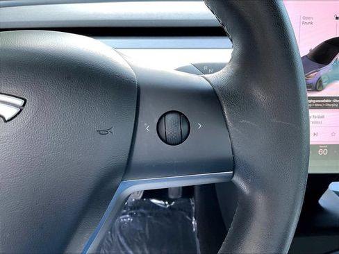 Used 2019 Tesla Model 3 RWD image 14