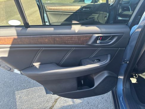 Used 2018 Subaru Outback 2.5i Limited w/ 50th Anniversary Edition image 21