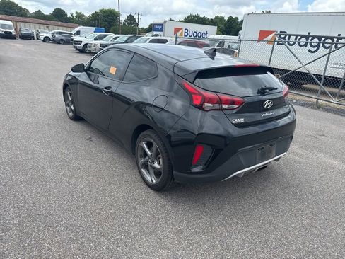 Used 2020 Hyundai Veloster 2.0 FWD image 12