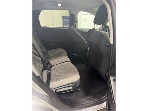 Used 2022 Ford Escape SE FWD image 27