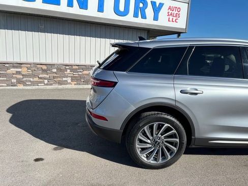 Used 2024 Lincoln Corsair Reserve w/ Equipment Group 201A image 12