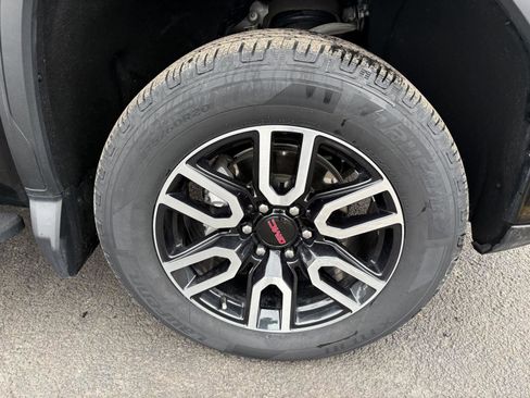 Used 2022 GMC Sierra 1500 AT4 w/ AT4 Premium Package image 26