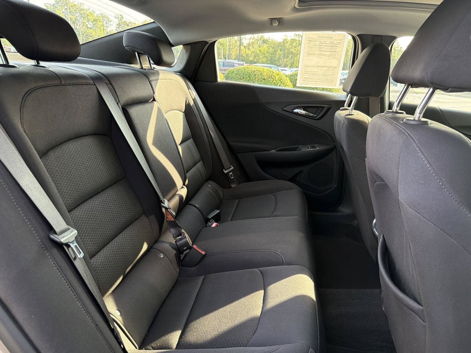 Used 2024 Chevrolet Malibu LT FWD image 34