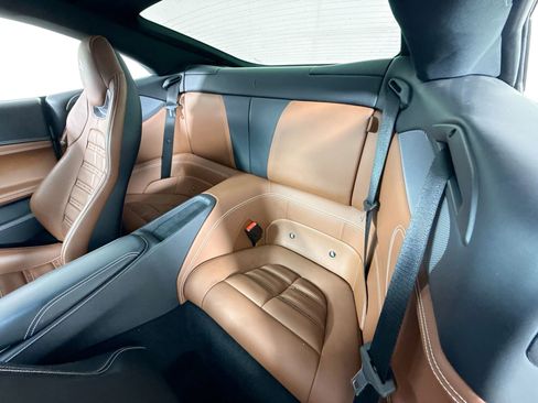 Certified 2019 Ferrari Portofino image 19