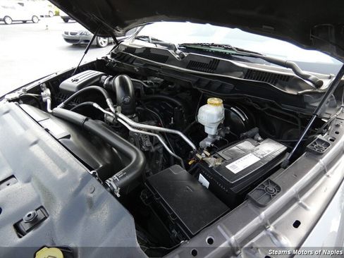 Used 2018 RAM 1500 Express RWD image 8