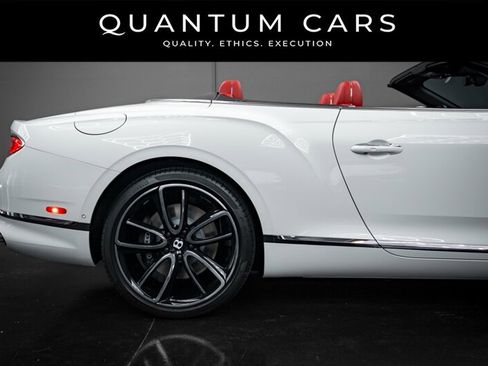 Used 2022 Bentley Continental GT AWD/4WD image 24